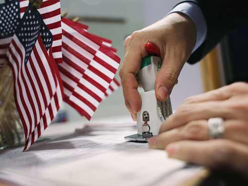 7月15日為美國聯邦所得稅提交期限